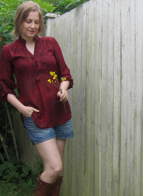 red, blue and caramel