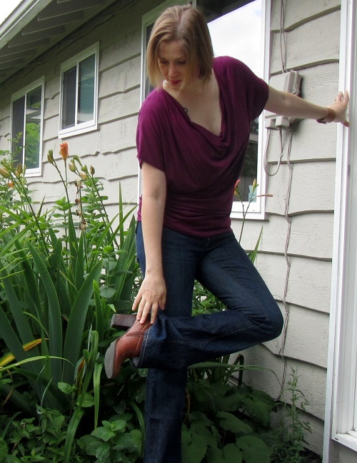 casual outfit in the garden