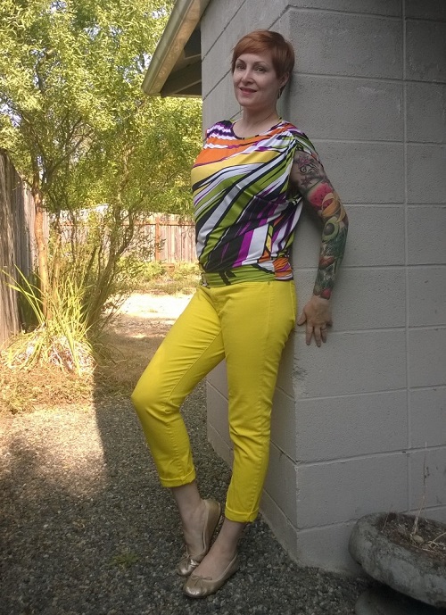 colorful summer outfit